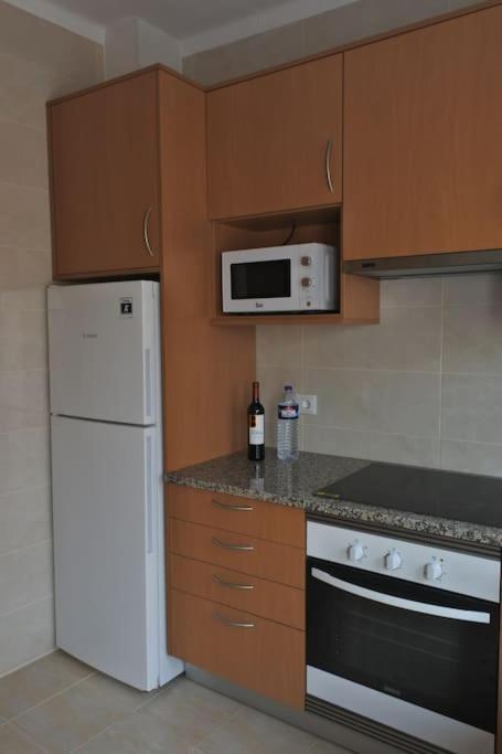 Apartment In The Center Of Carvoeiro With Terrace Екстериор снимка