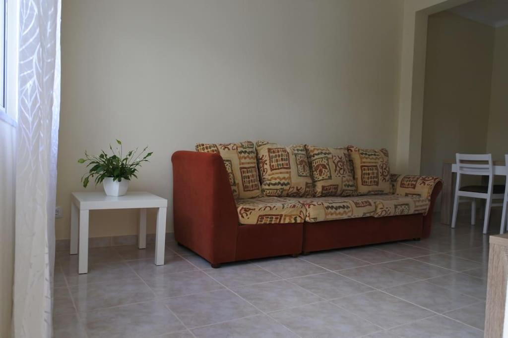 Apartment In The Center Of Carvoeiro With Terrace Екстериор снимка